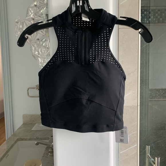 Lululemon Unleash Strength Bra Medium Support, B/C Cup: Black - Picture 4 of 12